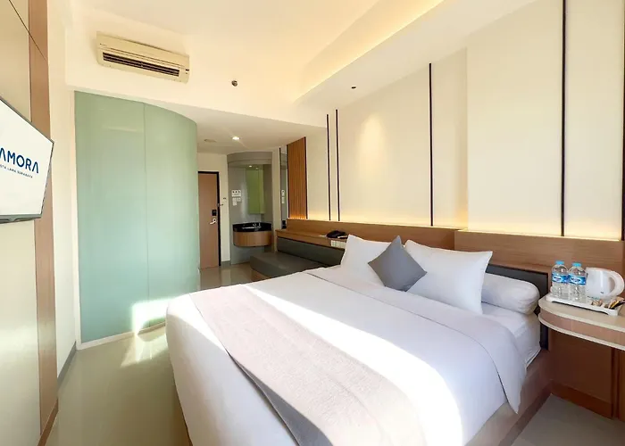 POP! Hotel Stasiun Kota Surabaya